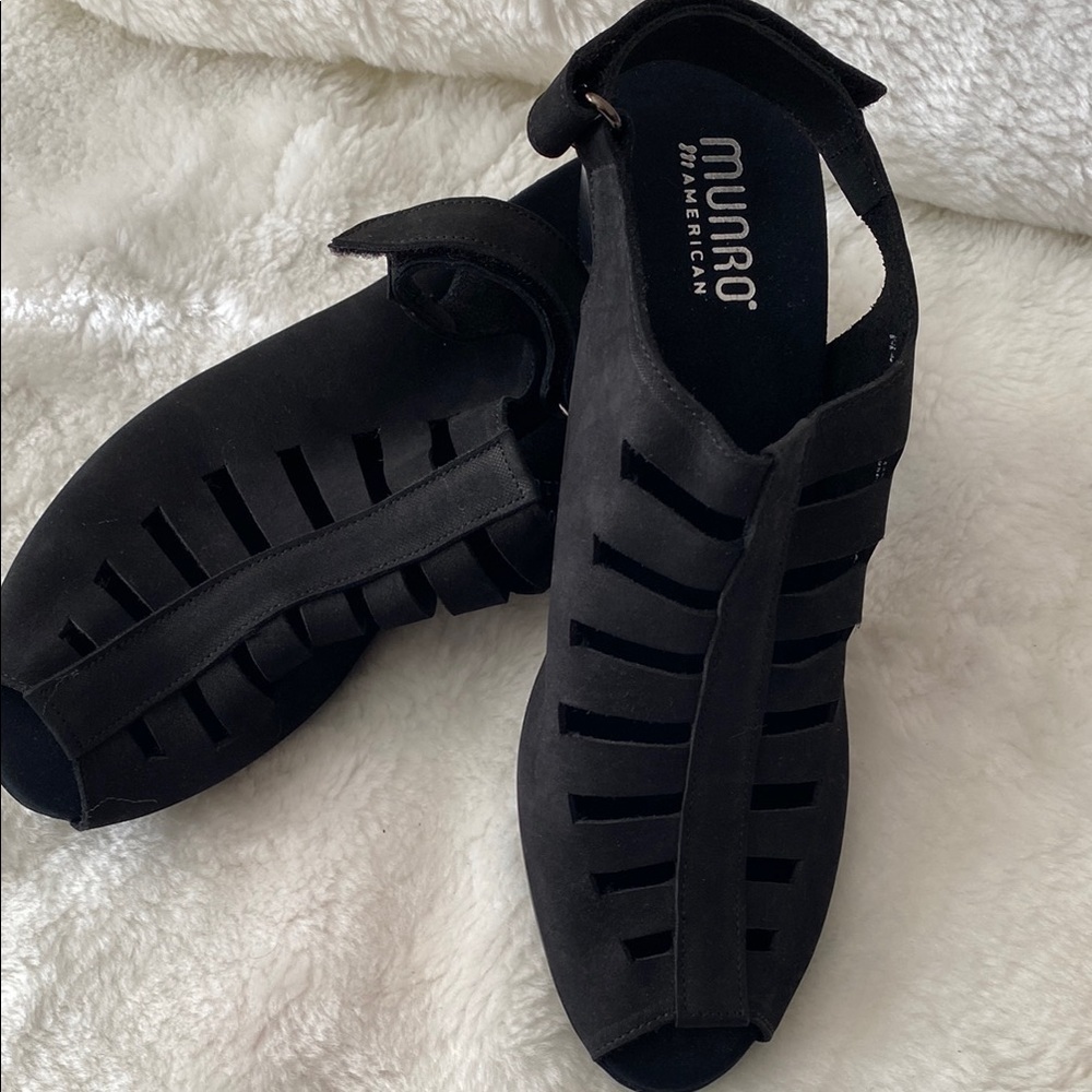 Munro Black Heels with Cage Design - Picture 2 of 10